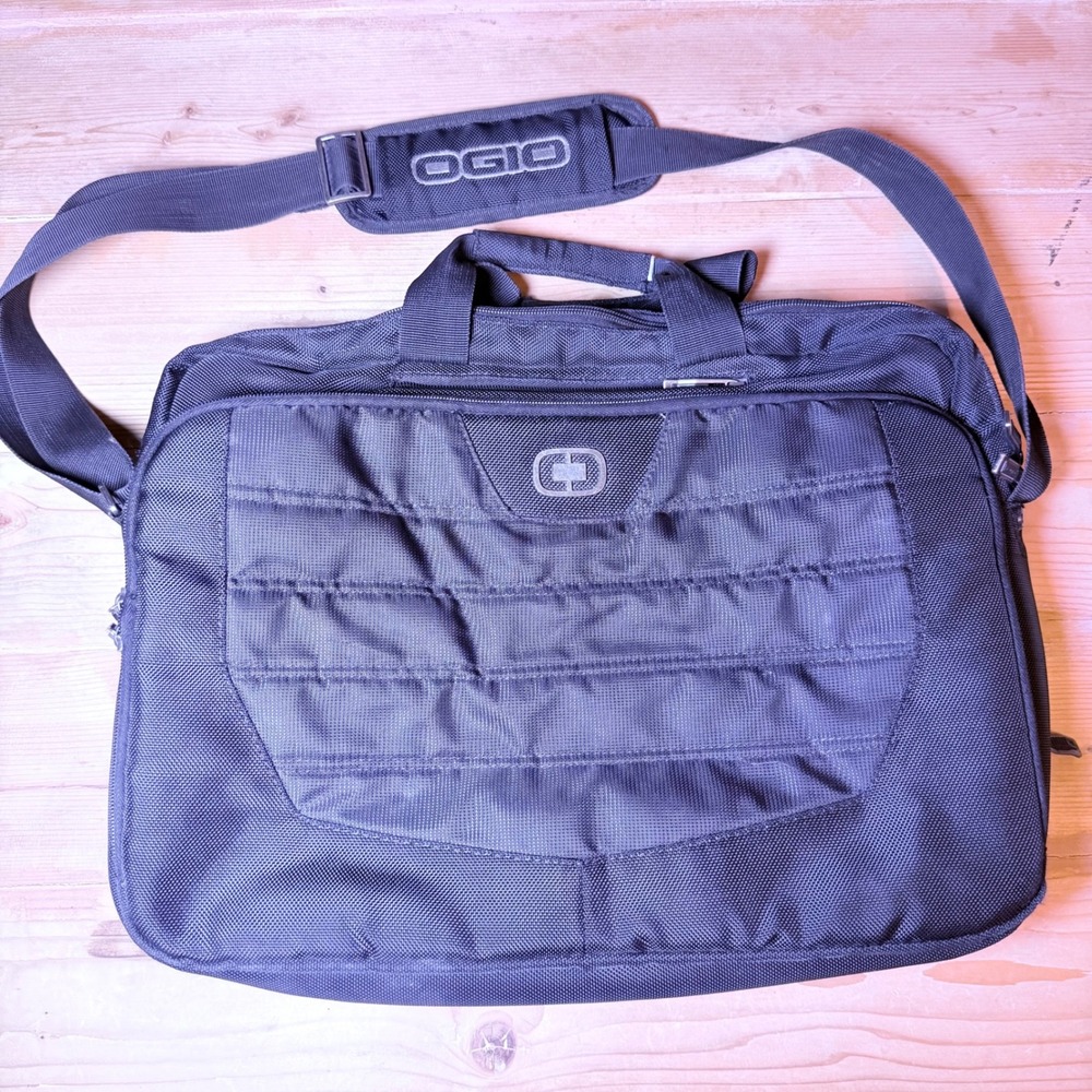 OGIO Black Ballistic Nylon Laptop Messenger‎ Bag Briefcase Travel Office Case